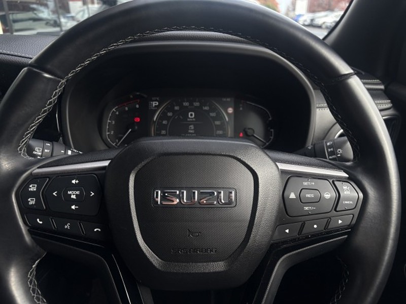 2025 Isuzu MU-X
