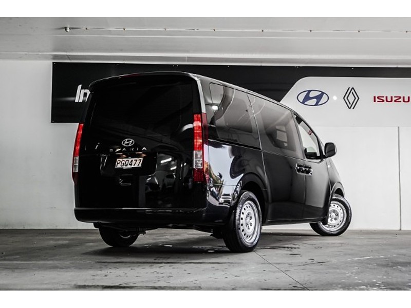 2022 Hyundai Staria Load