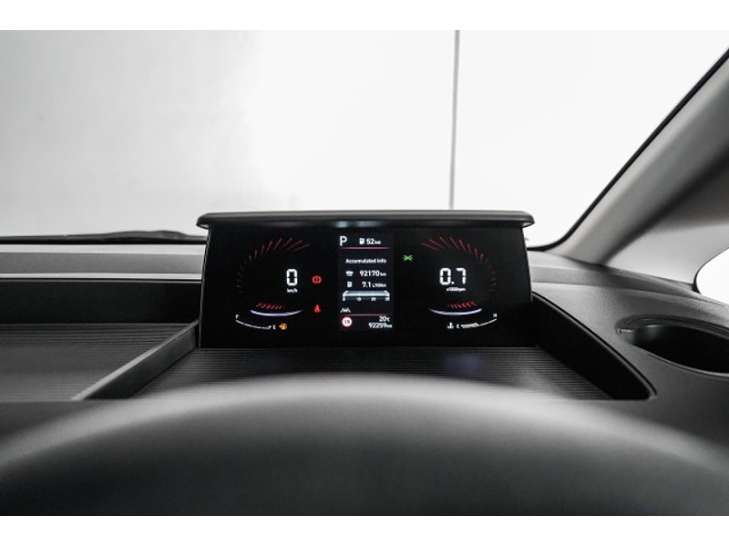 2022 Hyundai Staria Load