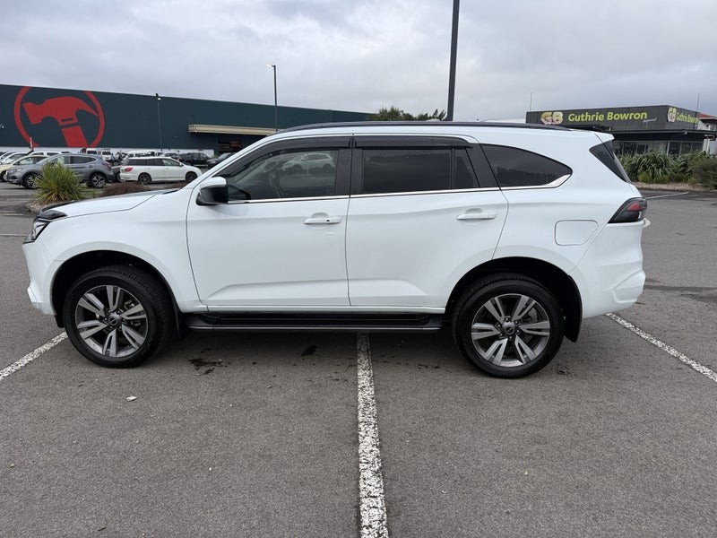 2024 Isuzu MU-X