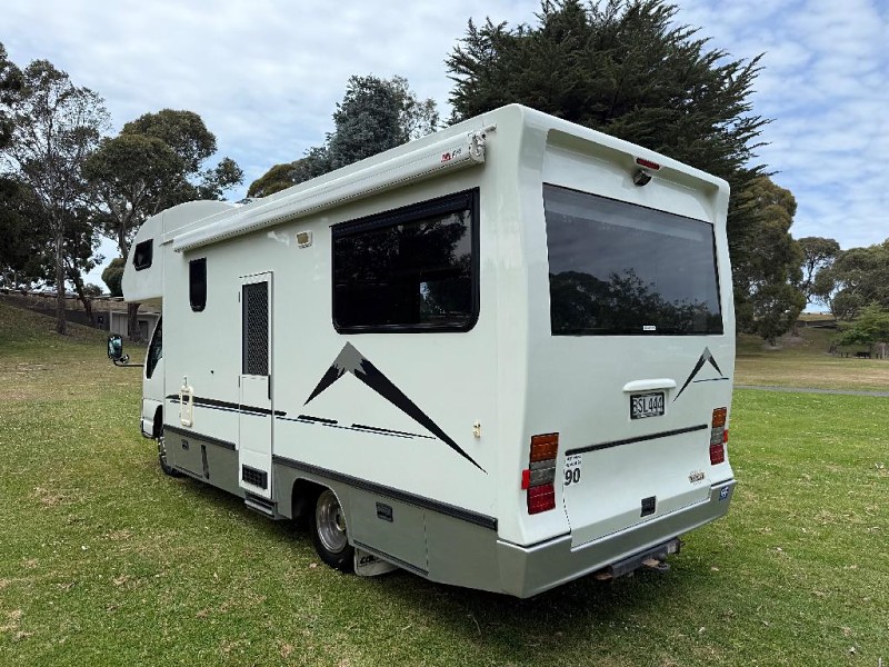 2003 Isuzu N-Series