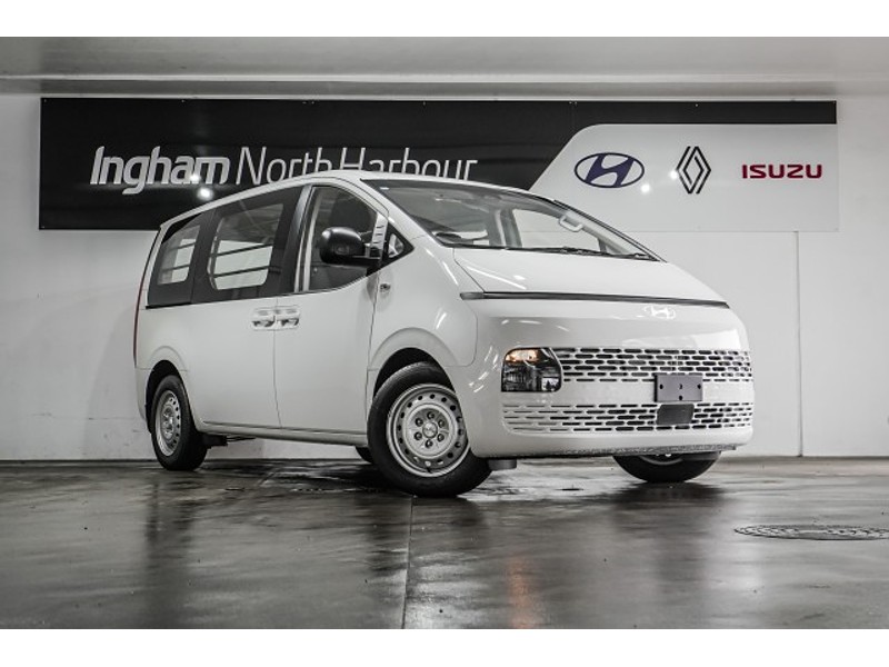 2026 Hyundai Staria Load