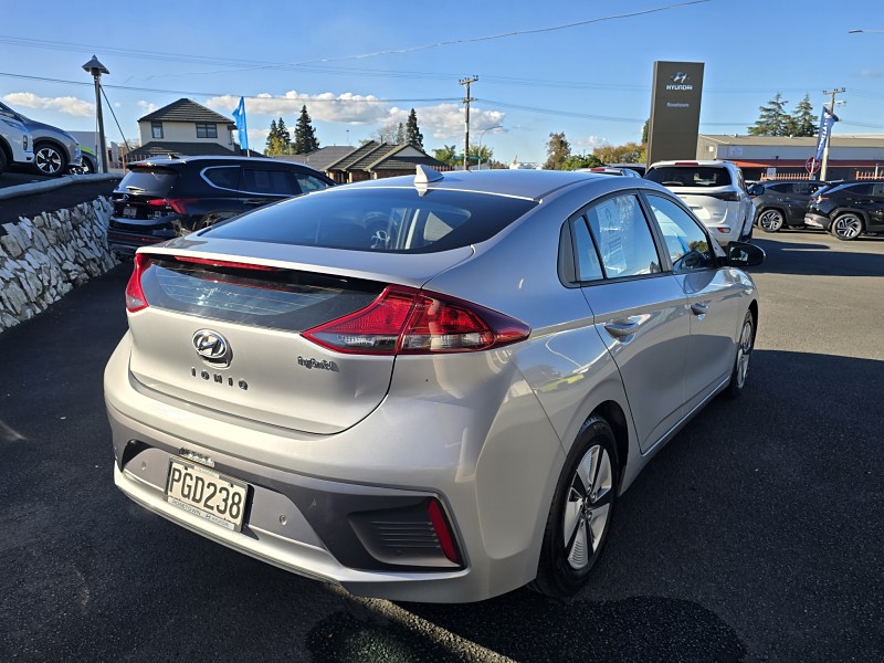 2022 Hyundai IONIQ