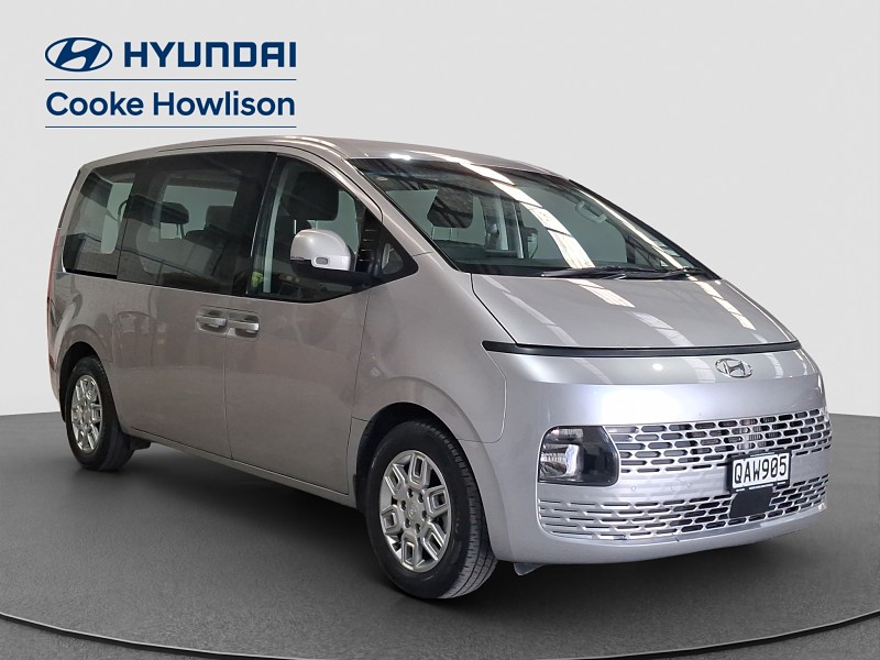 2023 Hyundai Staria