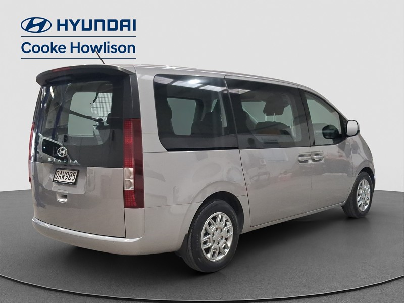 2023 Hyundai Staria