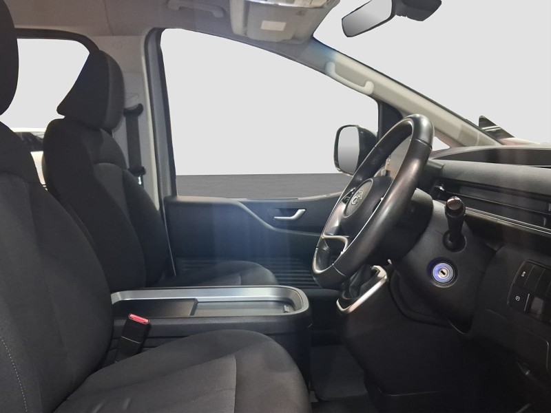 2023 Hyundai Staria