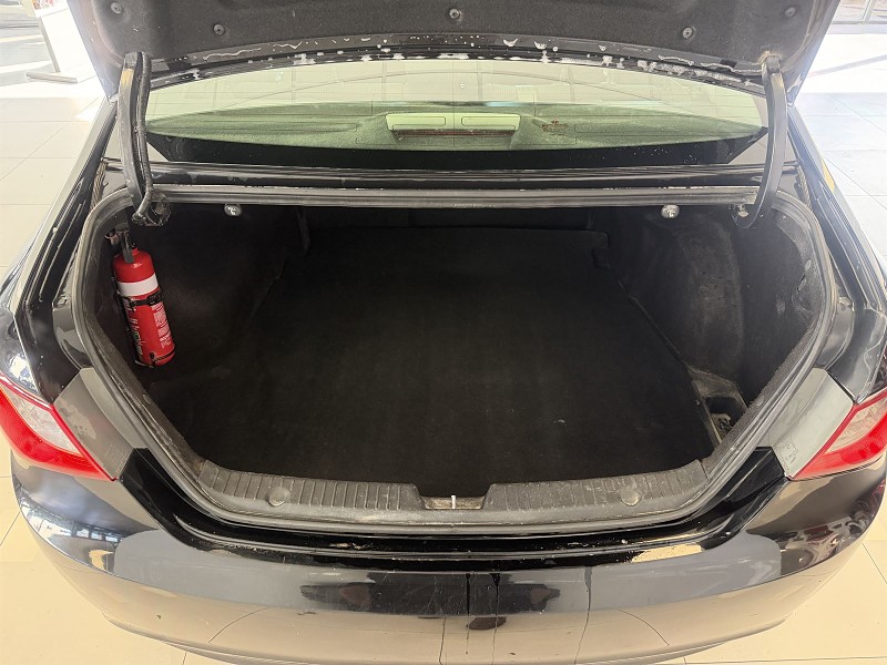 2011 Hyundai i45