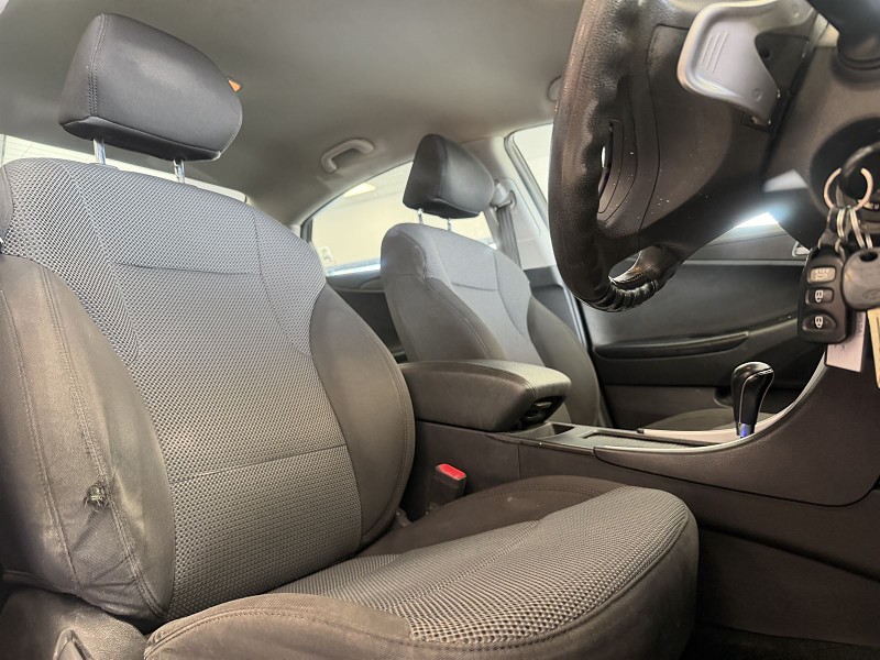 2011 Hyundai i45