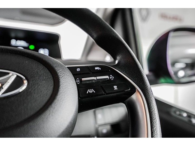 2022 Hyundai Staria Load