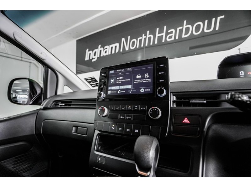 2022 Hyundai Staria Load