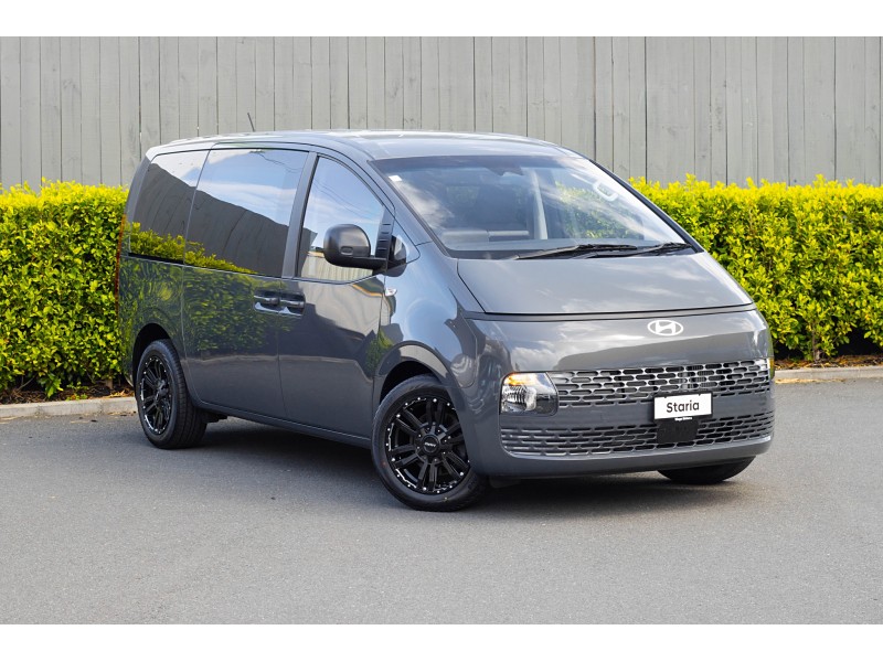 2026 Hyundai Staria