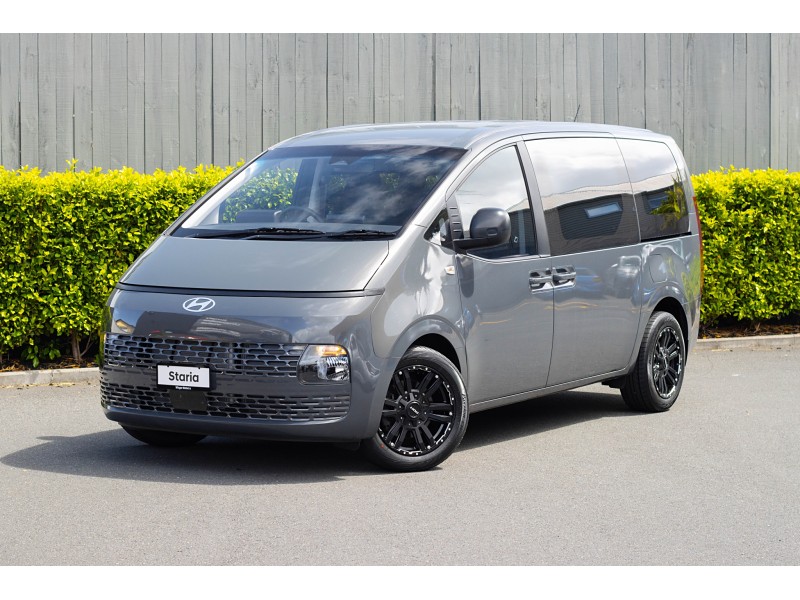 2026 Hyundai Staria