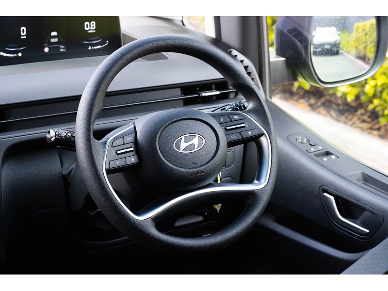 2026 Hyundai Staria