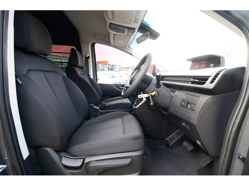 2026 Hyundai Staria