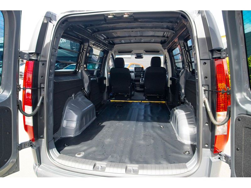 2026 Hyundai Staria