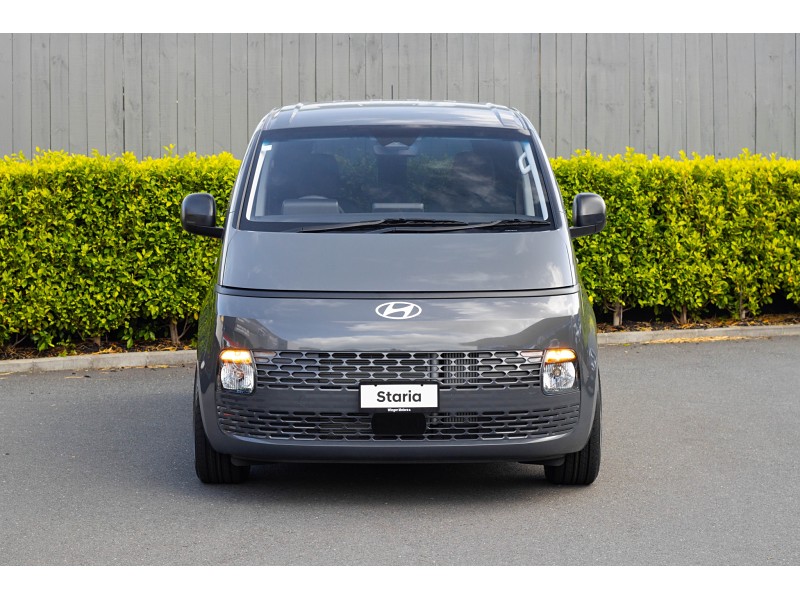 2026 Hyundai Staria