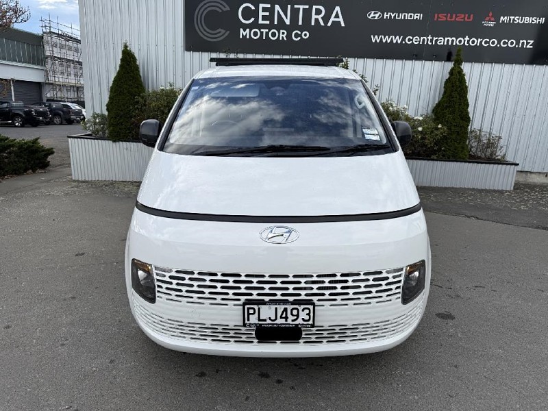 2022 Hyundai Staria Load