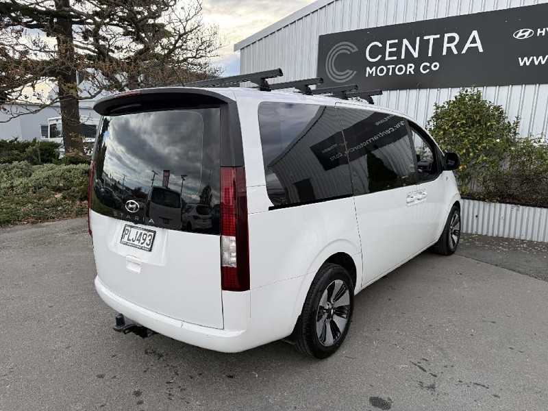 2022 Hyundai Staria Load