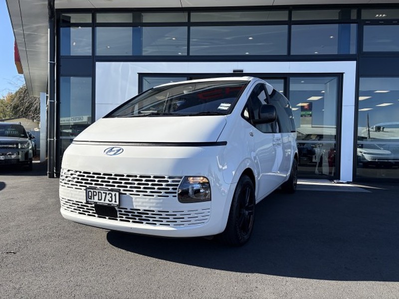2024 Hyundai Staria Load
