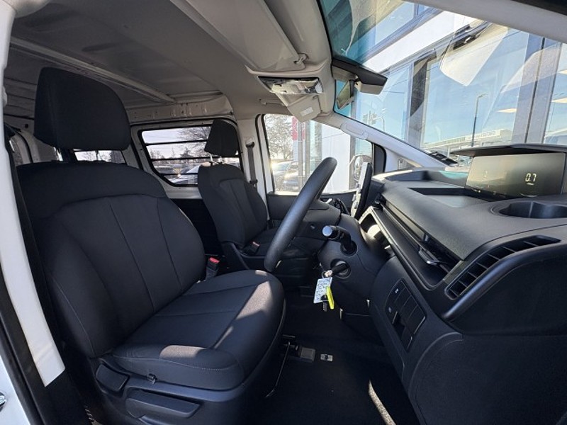 2024 Hyundai Staria Load