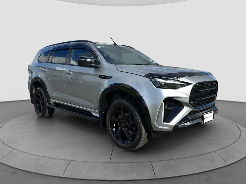 2026 Isuzu MU-X