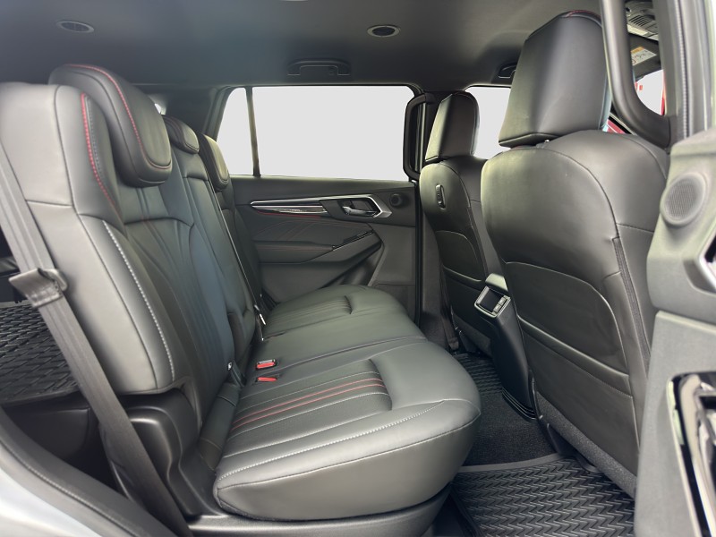 2026 Isuzu MU-X