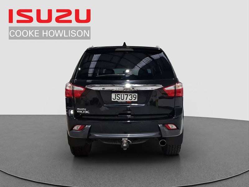 2016 Isuzu MU-X