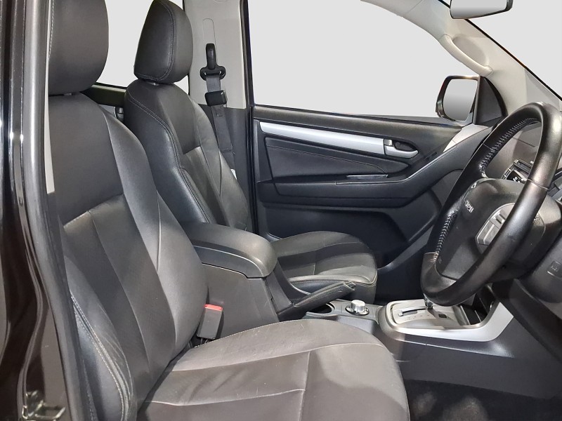 2016 Isuzu MU-X