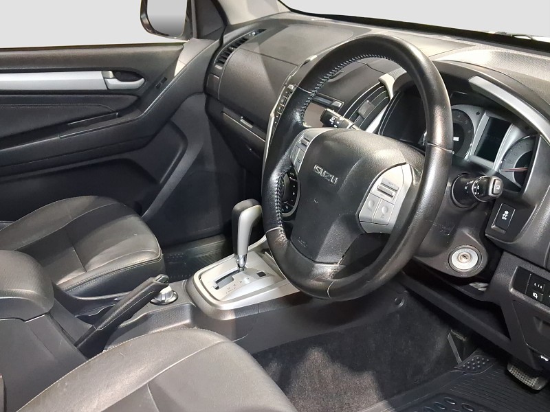 2016 Isuzu MU-X