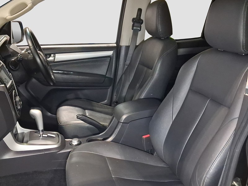 2016 Isuzu MU-X