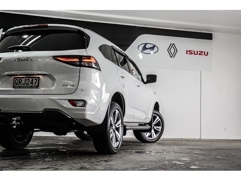 2024 Isuzu MU-X