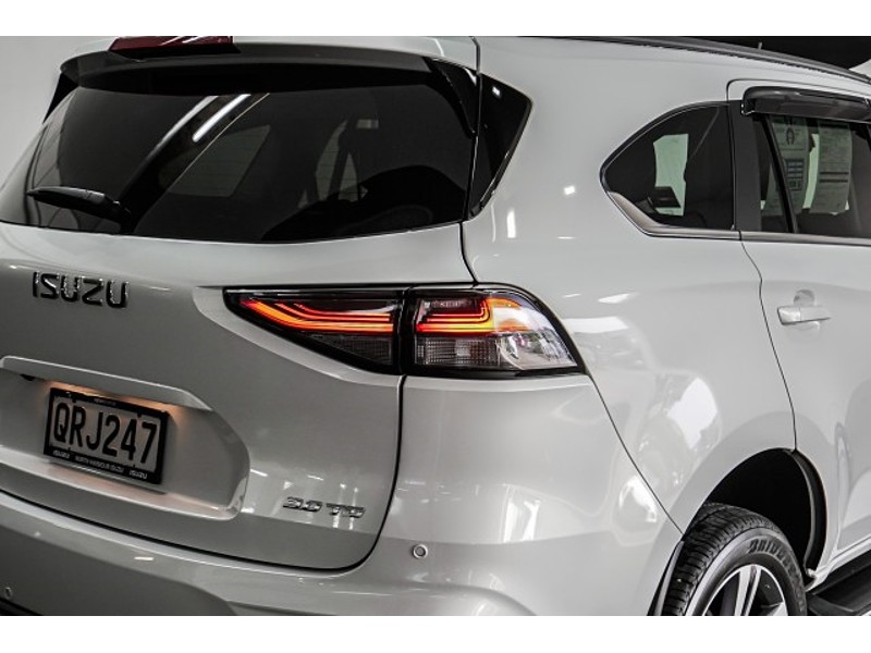 2024 Isuzu MU-X