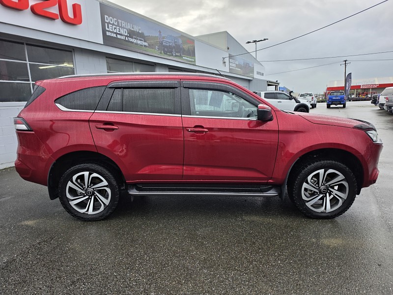 2022 Isuzu MU-X