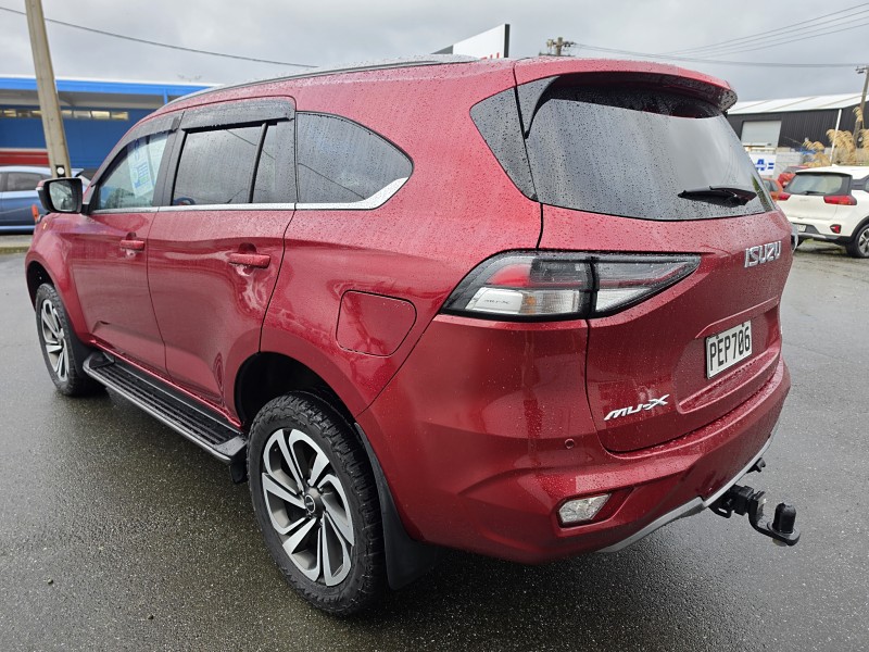2022 Isuzu MU-X