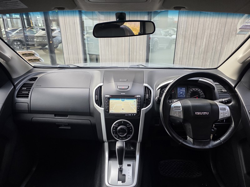 2016 Isuzu MU-X