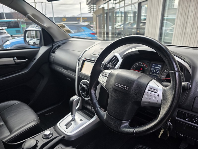 2016 Isuzu MU-X