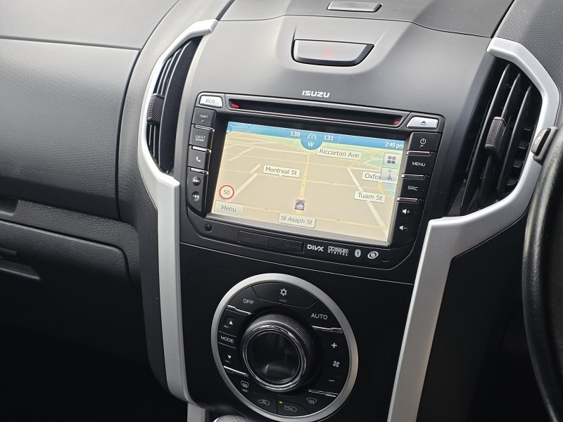 2016 Isuzu MU-X