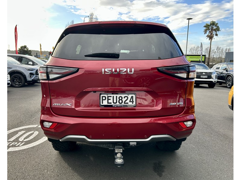 2022 Isuzu MU-X