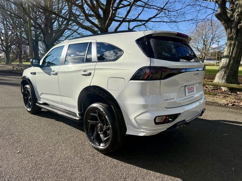 2026 Isuzu MU-X