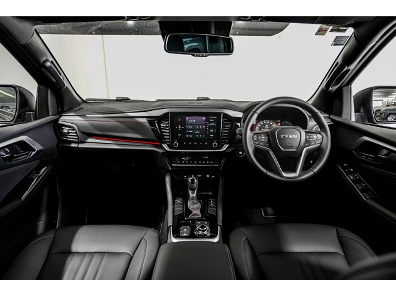 2026 Isuzu MU-X