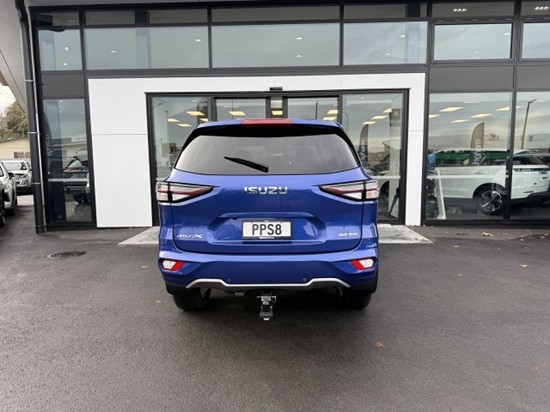 2022 Isuzu MU-X