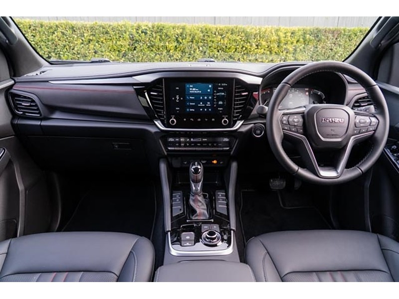 2026 Isuzu MU-X