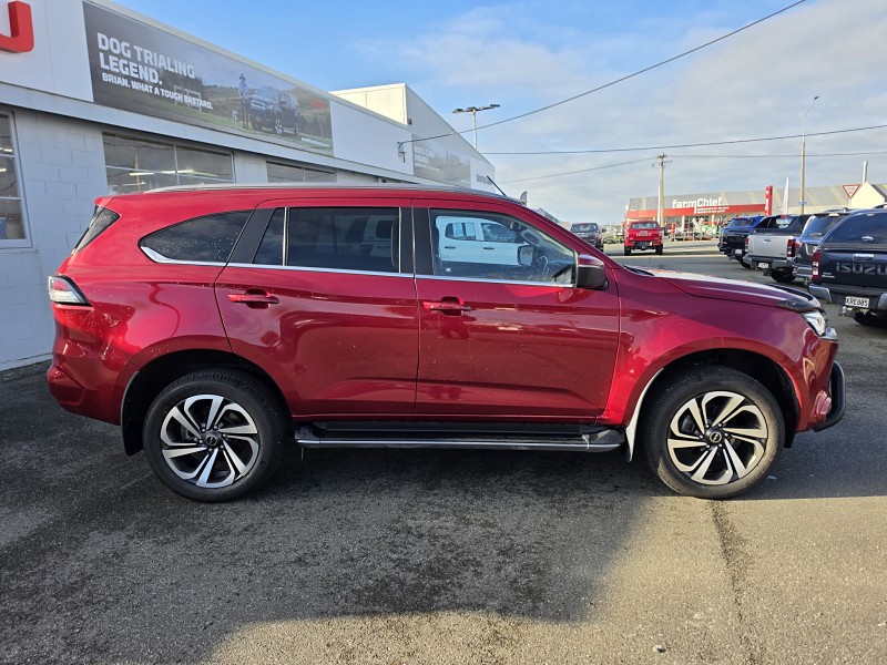 2022 Isuzu MU-X