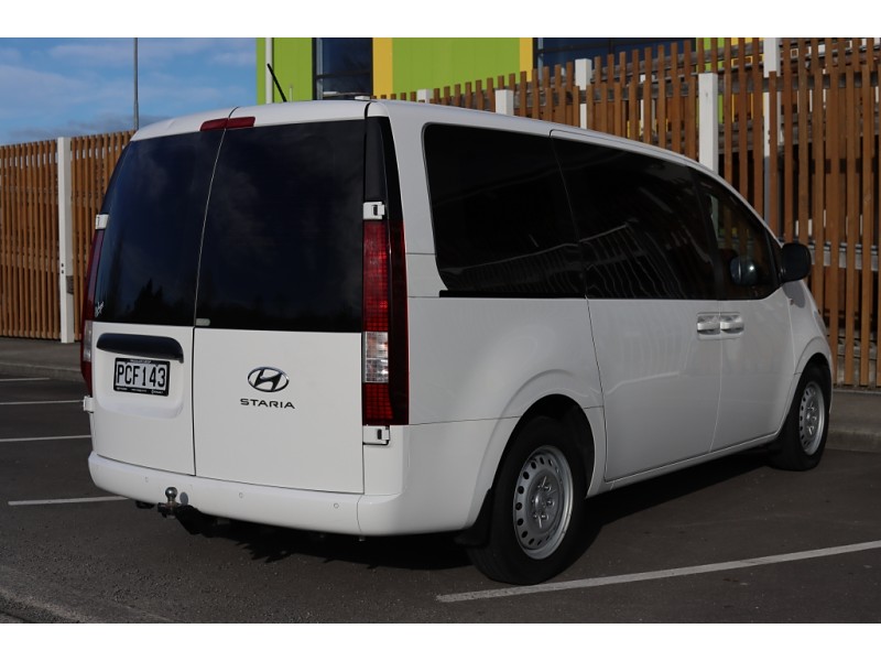 2022 Hyundai Staria