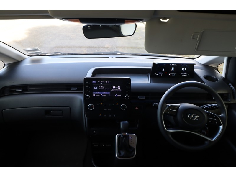 2022 Hyundai Staria