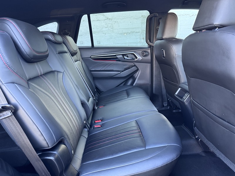 2025 Isuzu MU-X