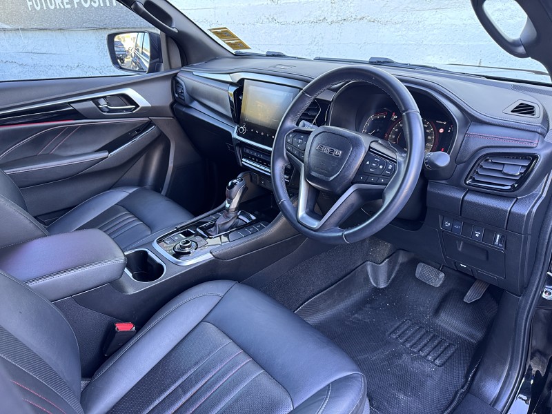 2025 Isuzu MU-X