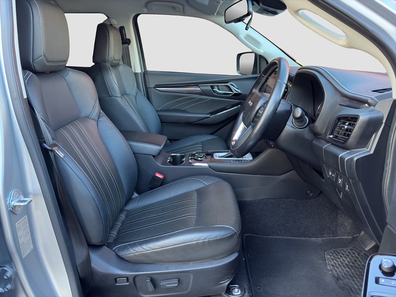 2023 Isuzu MU-X