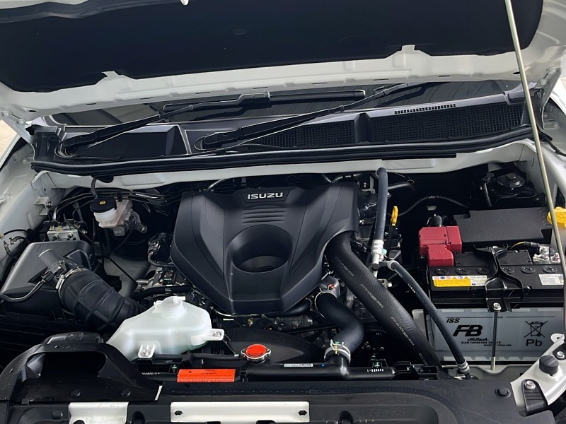 2026 Isuzu MU-X
