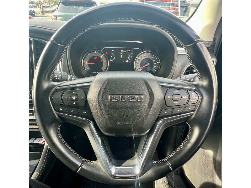 2021 Isuzu MU-X